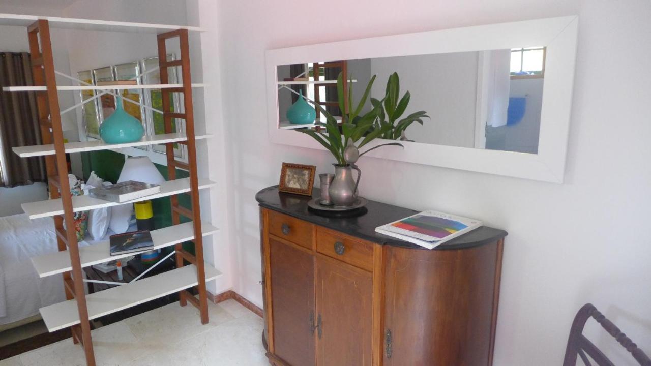 Casa Três Bistrô&suítes Couette-café